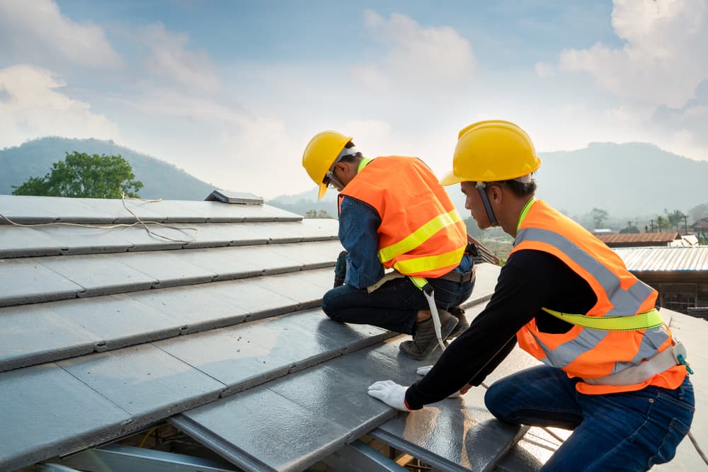 roof repair in Woodland Hills UT